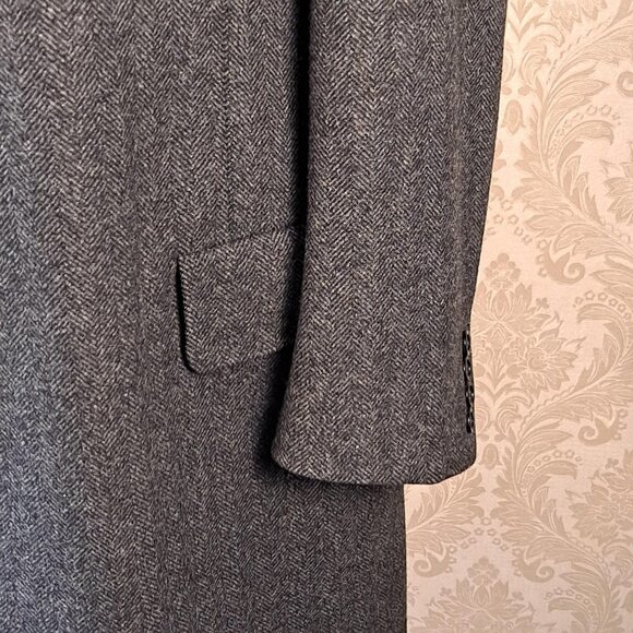 Harry Rosen Wool OverCoat Lined Samuelsohn Gray Herringbone Single Breasted - Picture 5 of 16